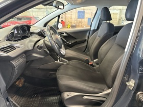 Peugeot 208 vaihtoauto