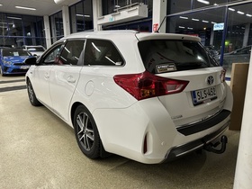 Toyota Auris vaihtoauto