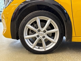 Peugeot e-208 vaihtoauto