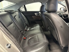 Jaguar XF vaihtoauto