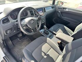 Volkswagen Golf Sportsvan vaihtoauto