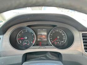 Volkswagen Golf Sportsvan vaihtoauto