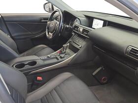 Lexus IS vaihtoauto