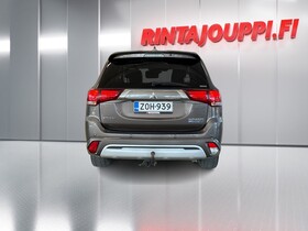 Mitsubishi Outlander PHEV vaihtoauto