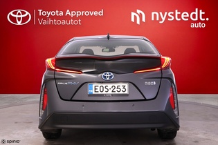 Toyota Prius Plug-in vaihtoauto