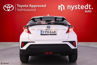 Toyota C-HR vaihtoauto