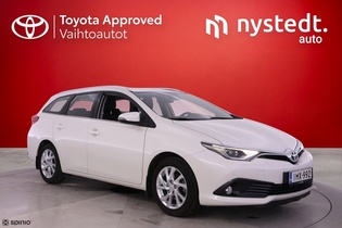 Toyota Auris vaihtoauto