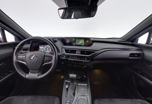 Lexus UX vaihtoauto