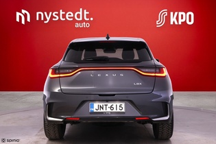 Lexus LBX vaihtoauto