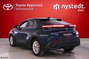 Toyota C-HR vaihtoauto