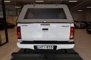 Toyota Hilux vaihtoauto
