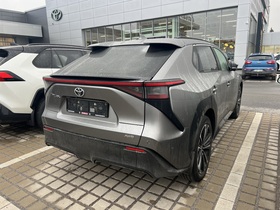 Toyota bZ4X vaihtoauto