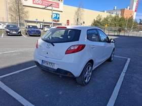 Mazda 2 vaihtoauto