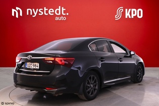 Toyota Avensis vaihtoauto