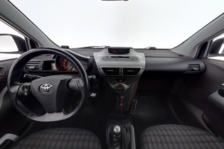 Toyota iQ vaihtoauto