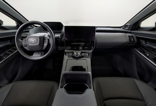 Toyota bZ4X vaihtoauto