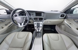 Volvo V40 Cross Country vaihtoauto