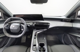 Peugeot E-3008 vaihtoauto