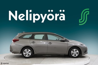 Toyota Auris vaihtoauto