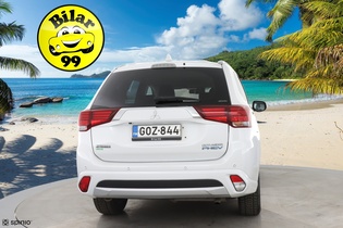 Mitsubishi Outlander PHEV vaihtoauto