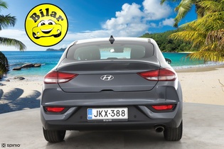 Hyundai i30 Fastback vaihtoauto