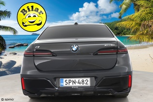 BMW i7 vaihtoauto