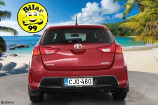 Toyota Auris vaihtoauto