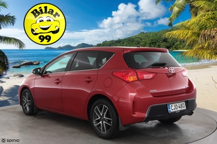 Toyota Auris vaihtoauto