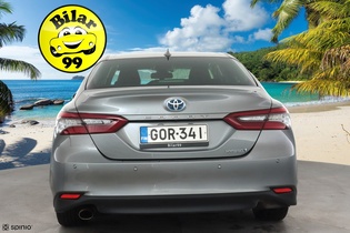 Toyota Camry vaihtoauto