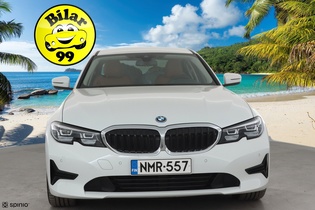 BMW 320 vaihtoauto