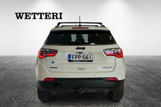 Jeep Compass vaihtoauto