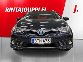 Toyota Auris vaihtoauto