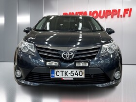 Toyota Avensis vaihtoauto