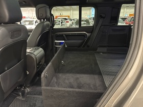 Land Rover Defender vaihtoauto