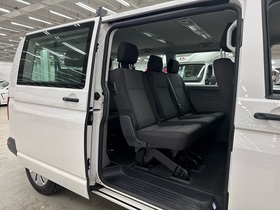 Volkswagen Caravelle vaihtoauto