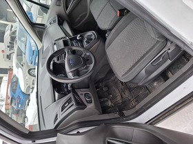 Ford Transit Connect vaihtoauto