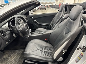 Mercedes-Benz SLK vaihtoauto