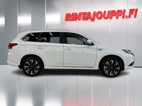 Mitsubishi Outlander PHEV vaihtoauto