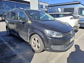 Volkswagen Touran vaihtoauto