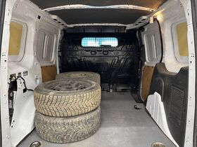 Ford Transit Connect vaihtoauto