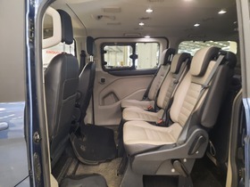 Ford Tourneo Custom vaihtoauto