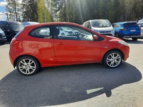 Mazda 2 vaihtoauto