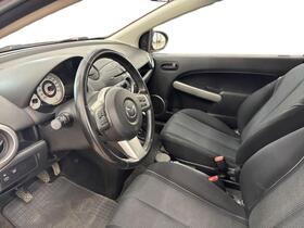 Mazda 2 vaihtoauto