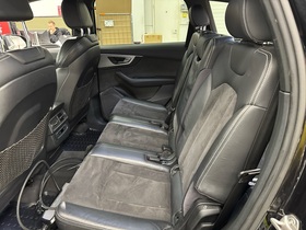 Audi Q7 vaihtoauto