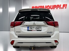 Mitsubishi Outlander PHEV vaihtoauto