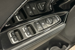 Kia Niro plug-in vaihtoauto