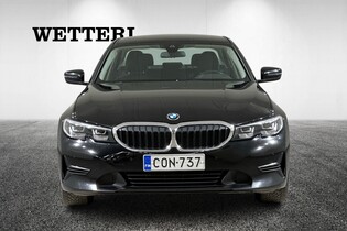BMW 330 vaihtoauto