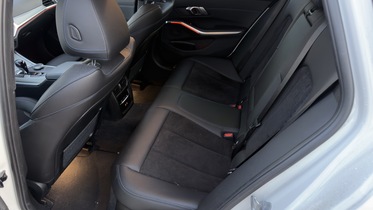 BMW 330 vaihtoauto