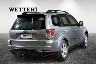 Subaru Forester vaihtoauto