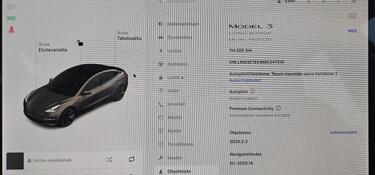 Tesla Model 3 vaihtoauto